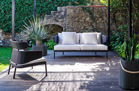 Tranquil Elegance Outdoor Lounge Set – Where Style Meets Comfort